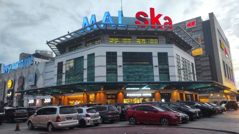 Wako Pekanbaru Gratiskan Parkir d Mal Selama 3 Hari
