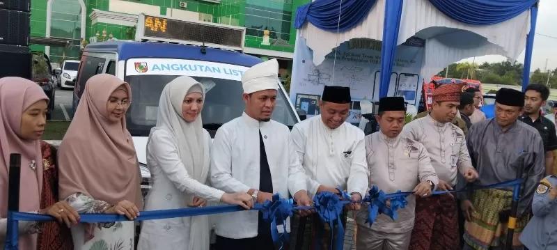 Mengaspal di Kota Pekanbaru, Oplet Listrik Gratis Tiga Bulan