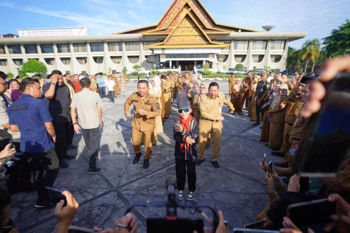 Bocah yang Menduniakan Pacu Jalur jadi Duta Pariwisata