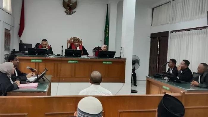 Mantan Wakil Ketua DPRD Riau Didakwa Jaksa Kasus Penggelapan