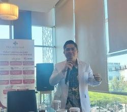 Bahas Penanganan Batu Saluran Kemih, Eka Hospital Hadirkan Ahli Urologi Terbaik di Riau