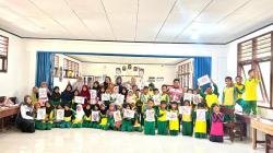 Kukerta Siabista UNRI Gelar Edukasi Daur Ulang Plastik dan Eksperimen Sains Bertema Belajar di Alam