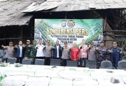 Petugas Gagalkan Penyeludupan 140 Ton Arang Bakau ke Malaysia